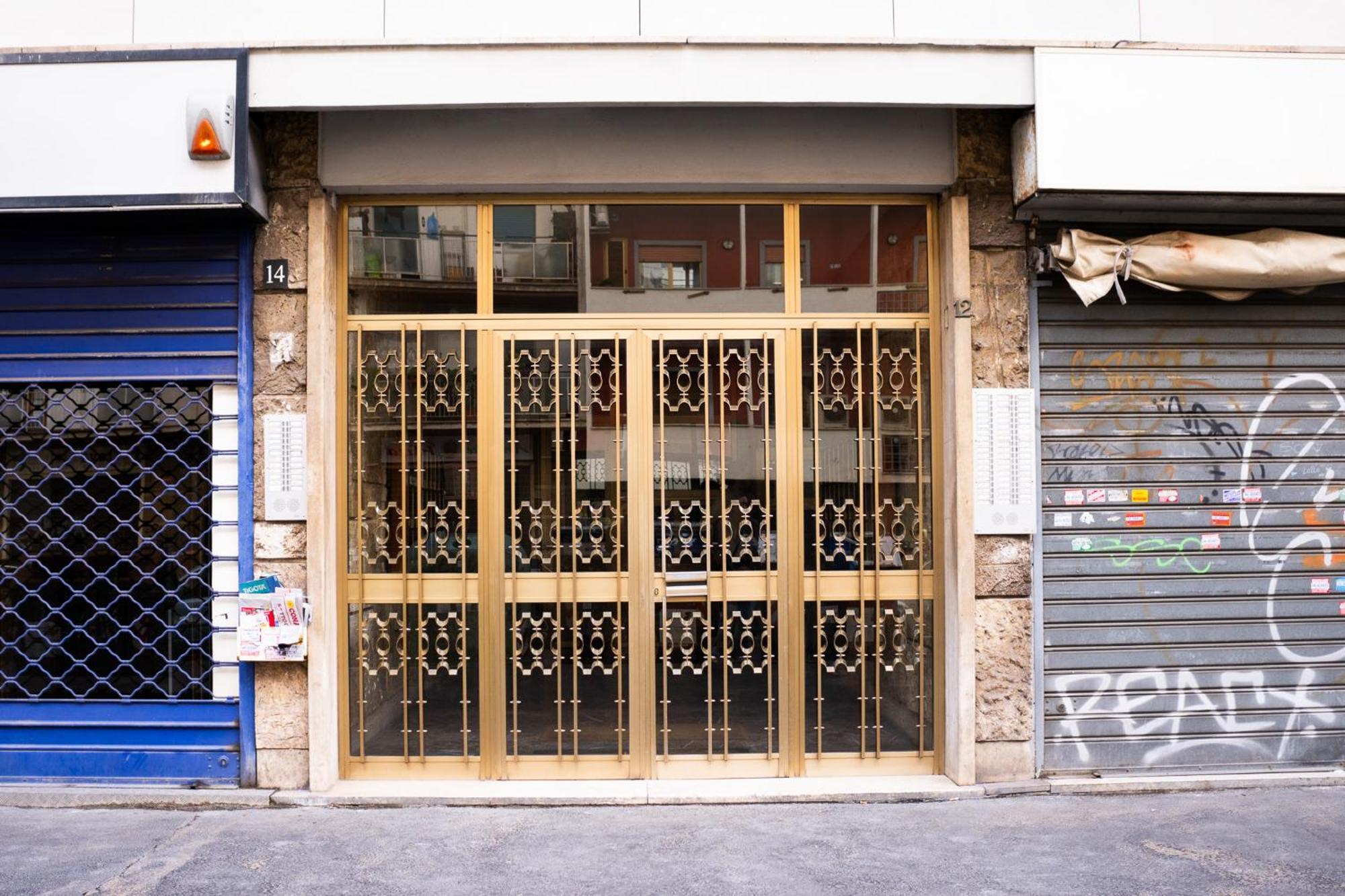 Nonna Pina Guest House Moderno Appartamento Vicino Metro AWifi,Netflix โรม ภายนอก รูปภาพ